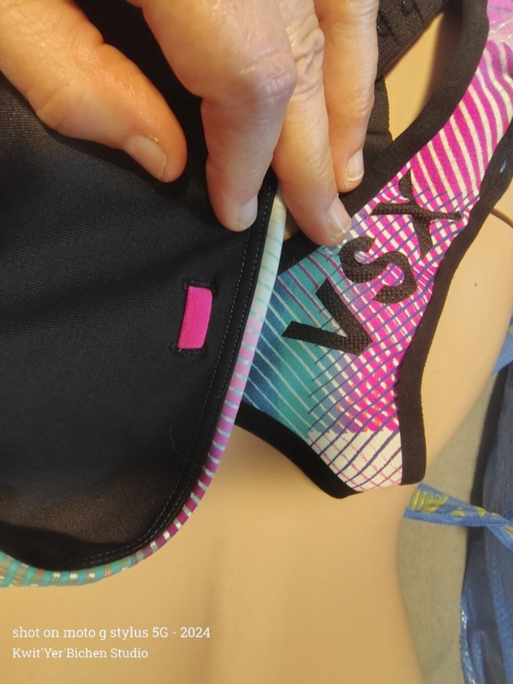 Victoria Secret Workout Set - Picture 7 of 7